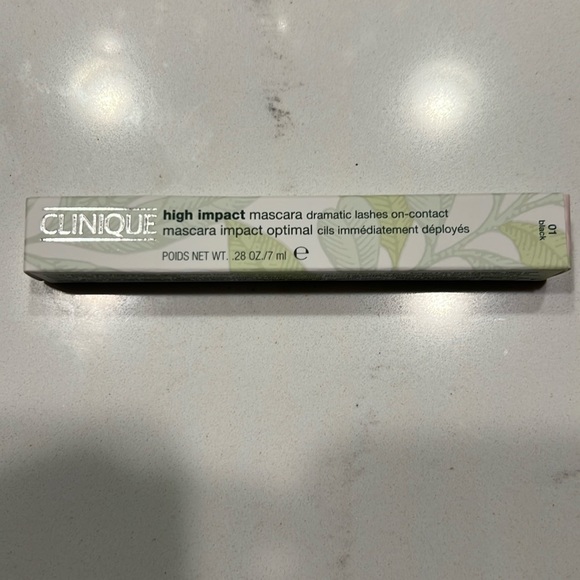 NIB Clinique High Impact Mascara in Black - Picture 2 of 5